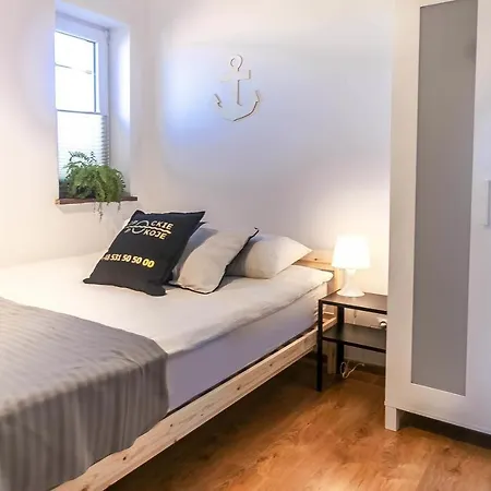Duzy Apartament W Centrum - Niepodleglosci 786 Apartman